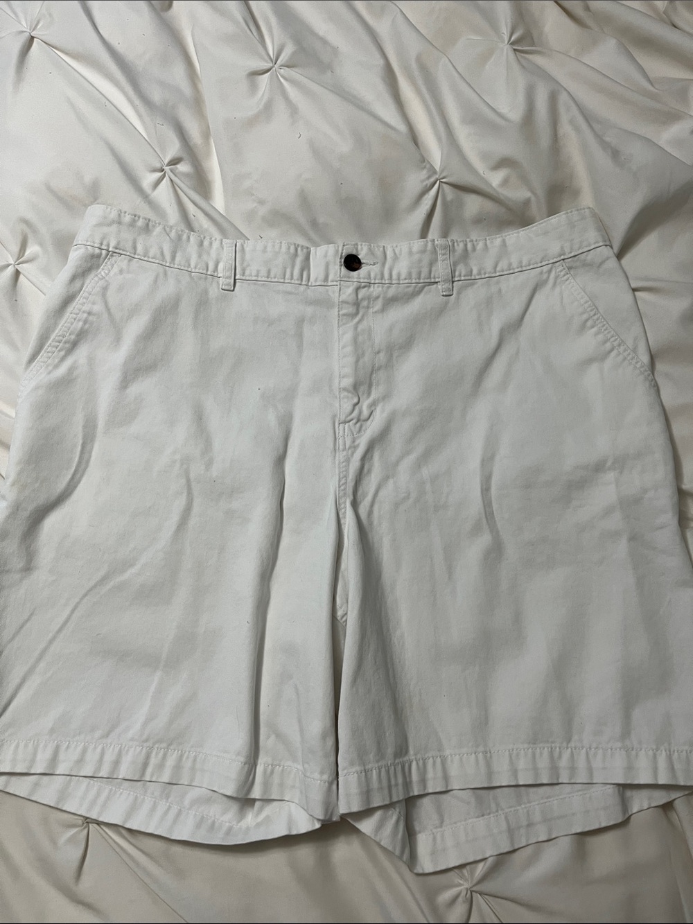 Faded Glory White 44 Men's Flat Front Shorts
